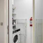 Διαμέρισμα Modern & Stylish Close To Tigne Point - Close To Saint Julians & Valletta Ferry