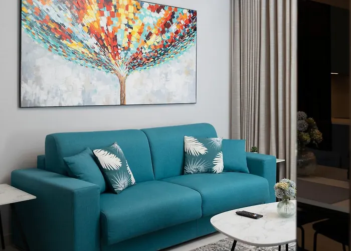 Modern & Stylish Close To Tigne Point - Close To Saint Julians & Valletta Ferry Apartament *