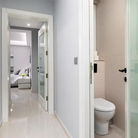 Modern & Stylish Close To Tigne Point - Close To Saint Julians & Valletta Ferry סליאמה
