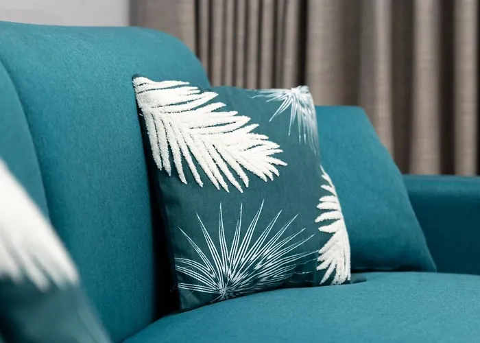 Modern & Stylish Close To Tigne Point - Close To Saint Julians & Valletta Ferry *