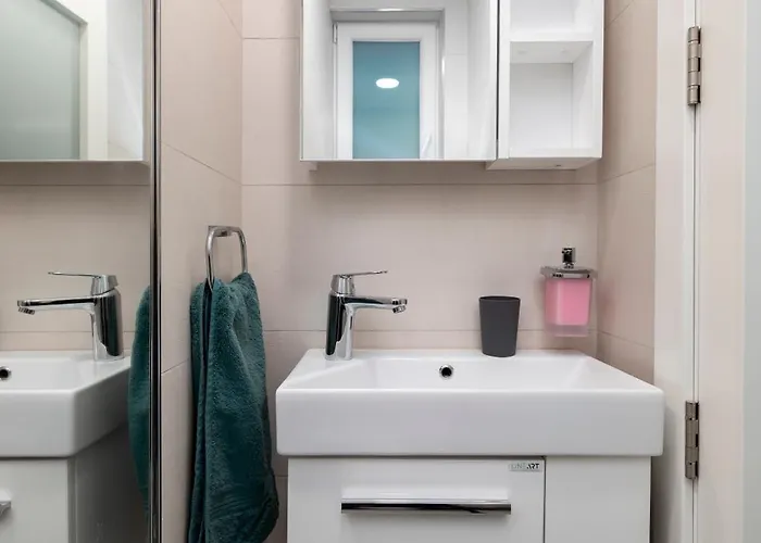 Modern & Stylish Close To Tigne Point - Close To Saint Julians & Valletta Ferry Sliema