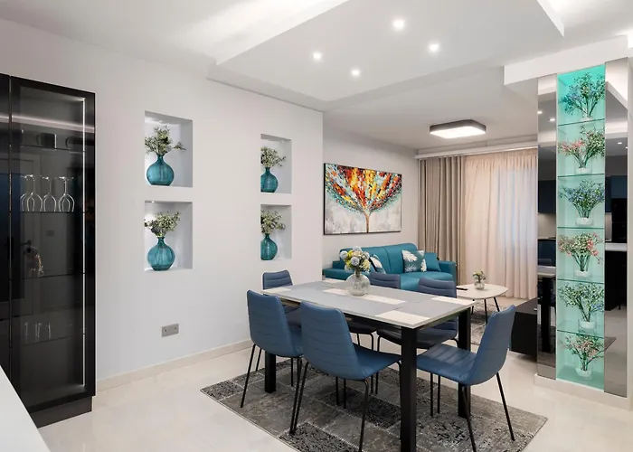 Modern & Stylish Close To Tigne Point - Close To Saint Julians & Valletta Ferry * Sliema