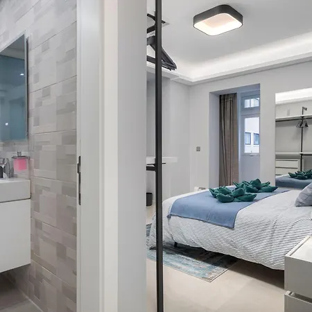 Apartment Modern & Stylish Close To Tigne Point - Close To Saint Julians & Valletta Ferry