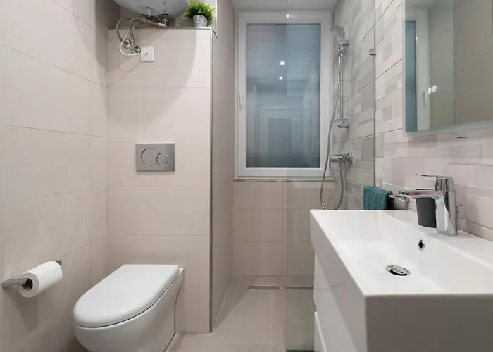 Apartment Modern & Stylish Close To Tigne Point - Close To Saint Julians & Valletta Ferry